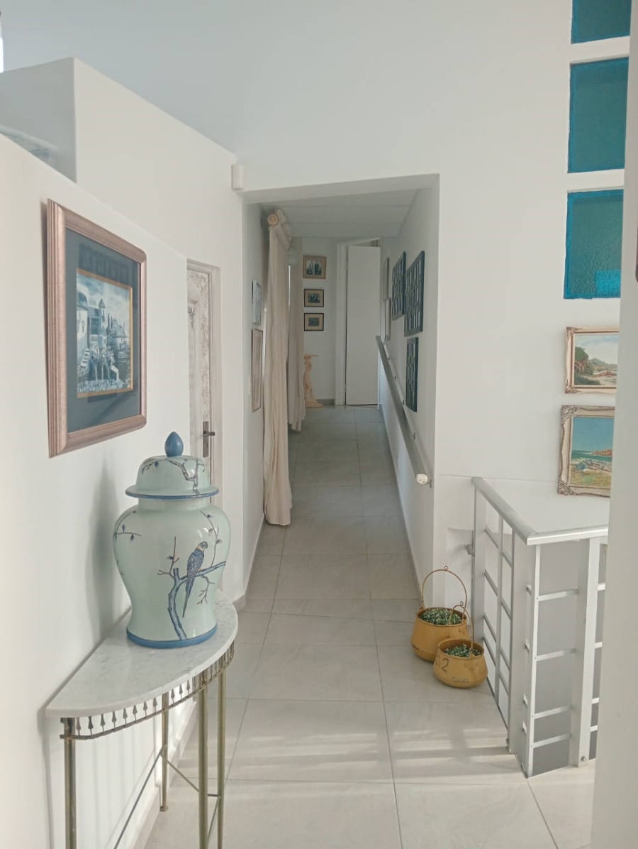 3 Bedroom Property for Sale in Wavecrest Eastern Cape